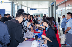 从动力电池、电机电控到智能网联