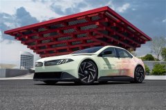 <b>初次将动力传动系统取驾驶动态功能进行深度融</b>